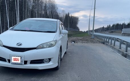 Toyota Wish II, 2011 год, 1 550 000 рублей, 2 фотография