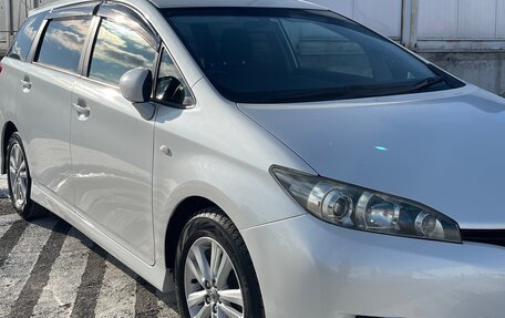 Toyota Wish II, 2011 год, 1 550 000 рублей, 22 фотография