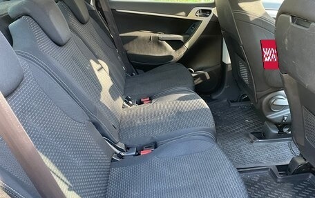 Citroen C4 Picasso II рестайлинг, 2010 год, 625 000 рублей, 7 фотография