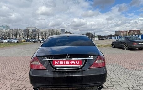 Mercedes-Benz CLS, 2006 год, 1 150 000 рублей, 5 фотография