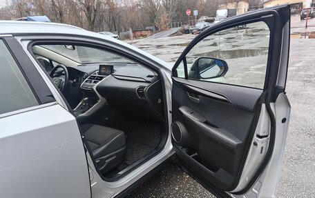 Lexus NX I, 2015 год, 3 070 000 рублей, 13 фотография