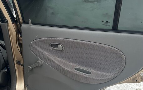 KIA Rio II, 2002 год, 185 000 рублей, 8 фотография
