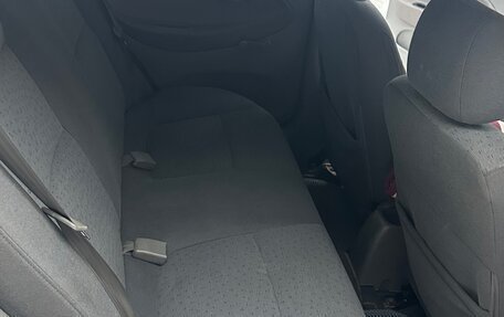 KIA Rio II, 2002 год, 185 000 рублей, 13 фотография