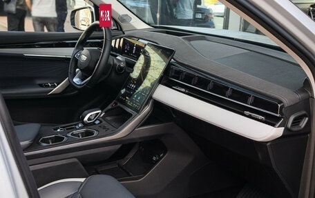 Geely Atlas, 2024 год, 3 320 000 рублей, 7 фотография