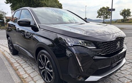 Peugeot 3008 II, 2022 год, 3 022 000 рублей, 2 фотография