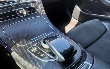 Mercedes-Benz E-Класс, 2019 год, 3 650 000 рублей, 26 фотография