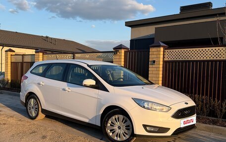 Ford Focus III, 2015 год, 970 000 рублей, 2 фотография