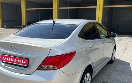 Hyundai Solaris II рестайлинг, 2016 год, 900 000 рублей, 7 фотография