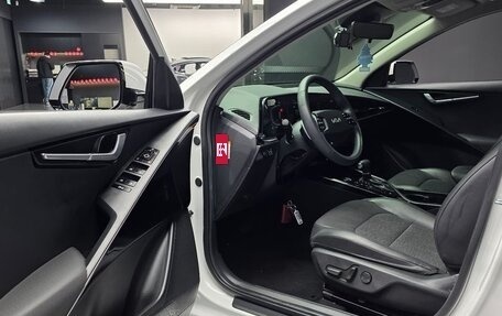 KIA Niro, 2022 год, 1 922 000 рублей, 10 фотография