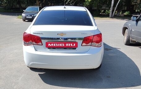 Chevrolet Cruze II, 2012 год, 720 000 рублей, 7 фотография