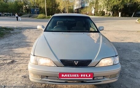 Toyota Vista, 1997 год, 380 000 рублей, 2 фотография