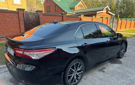 Toyota Camry, 2022 год, 3 650 000 рублей, 3 фотография