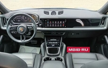 Porsche Cayenne III, 2023 год, 16 900 000 рублей, 8 фотография
