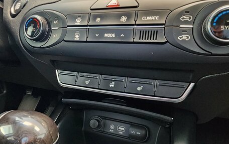KIA Sorento III Prime рестайлинг, 2017 год, 2 885 000 рублей, 19 фотография