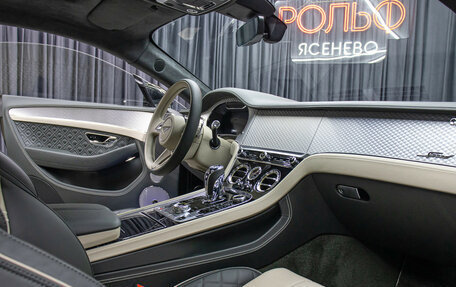 Bentley Continental GT III, 2021 год, 25 000 000 рублей, 11 фотография
