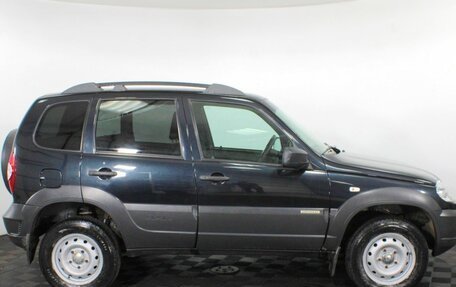 Chevrolet Niva I рестайлинг, 2017 год, 585 000 рублей, 5 фотография