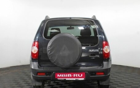 Chevrolet Niva I рестайлинг, 2017 год, 585 000 рублей, 7 фотография