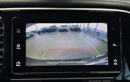 Mitsubishi Outlander III рестайлинг 3, 2018 год, 2 490 000 рублей, 21 фотография