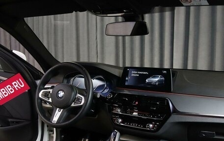 BMW 5 серия, 2018 год, 2 799 000 рублей, 5 фотография
