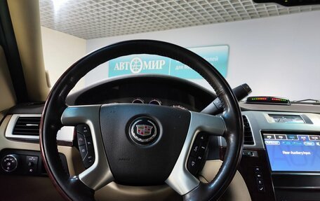 Cadillac Escalade III, 2013 год, 1 699 000 рублей, 15 фотография