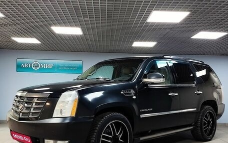 Cadillac Escalade III, 2013 год, 1 699 000 рублей, 1 фотография