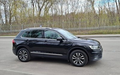 Volkswagen Tiguan II, 2019 год, 2 590 000 рублей, 1 фотография