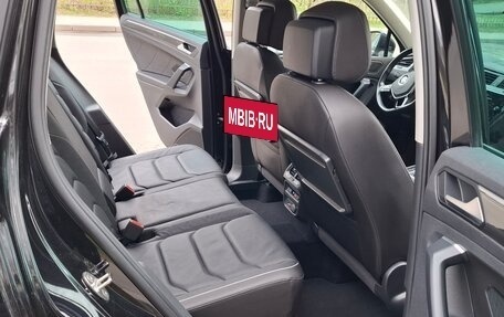 Volkswagen Tiguan II, 2019 год, 2 590 000 рублей, 12 фотография