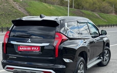 Mitsubishi Pajero Sport III рестайлинг, 2021 год, 3 550 000 рублей, 4 фотография