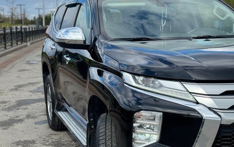 Mitsubishi Pajero Sport III рестайлинг, 2021 год, 3 550 000 рублей, 9 фотография