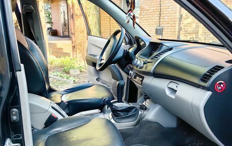 Mitsubishi L200 IV рестайлинг, 2007 год, 1 050 000 рублей, 13 фотография