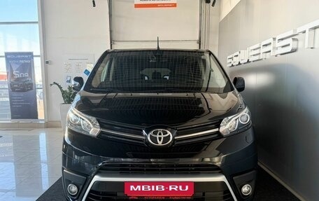 Toyota ProAce II, 2019 год, 2 990 000 рублей, 2 фотография