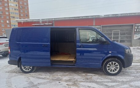 Volkswagen Transporter T5 рестайлинг, 2012 год, 1 280 000 рублей, 2 фотография