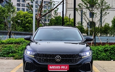 Volkswagen Passat B8 рестайлинг, 2023 год, 2 200 000 рублей, 3 фотография