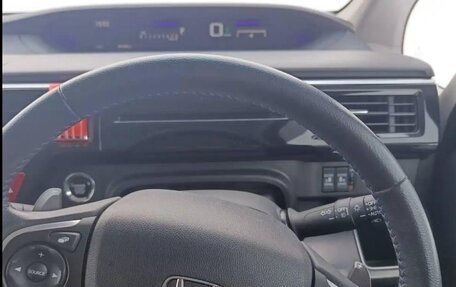 Honda Stepwgn IV, 2021 год, 2 100 000 рублей, 8 фотография