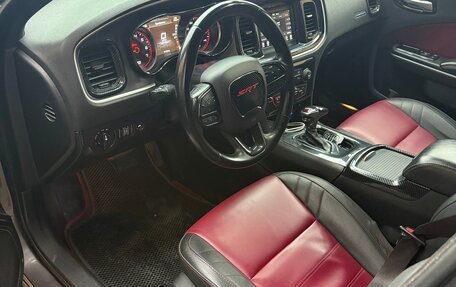 Dodge Charger, 2019 год, 1 550 000 рублей, 5 фотография