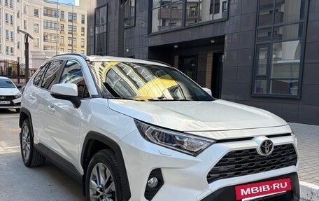 Toyota RAV4, 2021 год, 3 500 000 рублей, 3 фотография