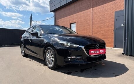 Mazda 3, 2018 год, 1 890 000 рублей, 17 фотография