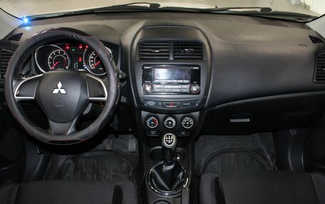 Mitsubishi ASX I рестайлинг, 2014 год, 1 057 000 рублей, 17 фотография