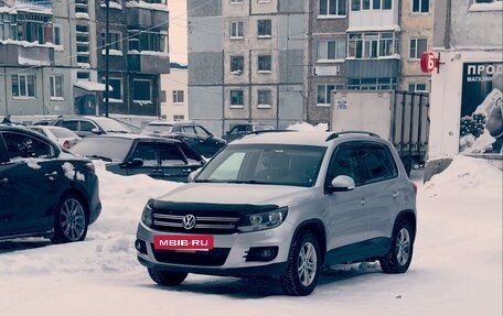 Volkswagen Tiguan I, 2011 год, 1 200 000 рублей, 2 фотография
