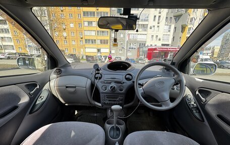 Toyota Platz, 2001 год, 300 000 рублей, 6 фотография
