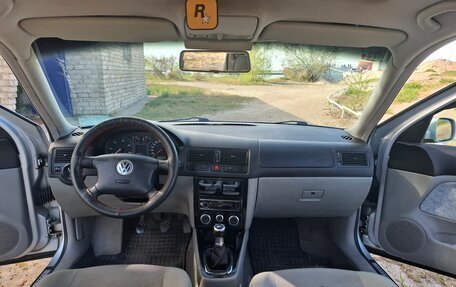 Volkswagen Golf IV, 2001 год, 450 000 рублей, 15 фотография