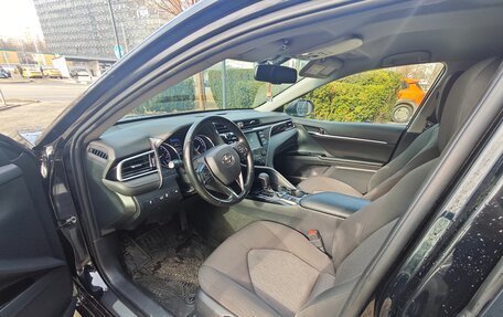 Toyota Camry, 2020 год, 2 150 000 рублей, 10 фотография