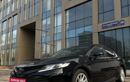 Toyota Camry, 2020 год, 2 150 000 рублей, 4 фотография