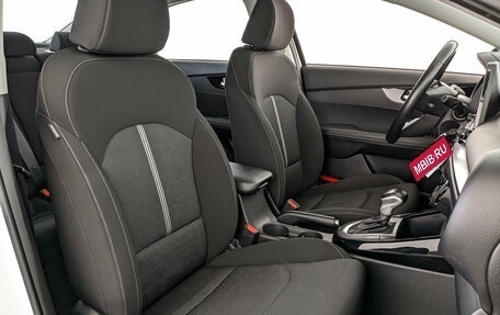 KIA Cerato IV, 2021 год, 2 130 000 рублей, 24 фотография