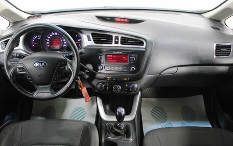 KIA cee'd III, 2014 год, 875 000 рублей, 14 фотография