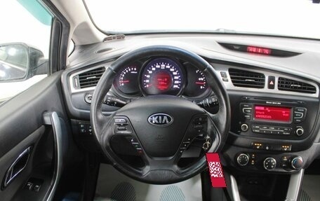 KIA cee'd III, 2014 год, 875 000 рублей, 17 фотография