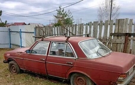 Mercedes-Benz W123, 1982 год, 50 000 рублей, 1 фотография