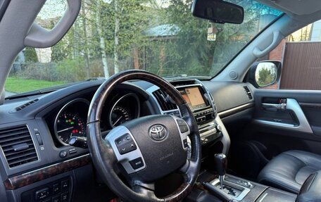 Toyota Land Cruiser 200, 2015 год, 3 900 000 рублей, 14 фотография