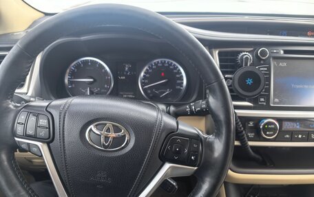 Toyota Highlander III, 2014 год, 2 600 000 рублей, 12 фотография