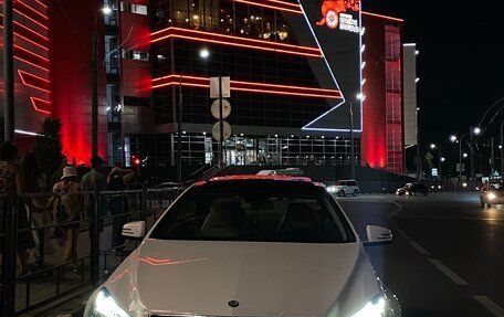 Mercedes-Benz E-Класс, 2013 год, 2 150 000 рублей, 11 фотография